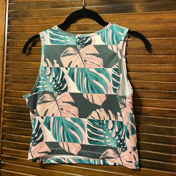 Nike Dri-Fit Pink Palm Tree Cropped Workout Tank - Picture 7 of 7